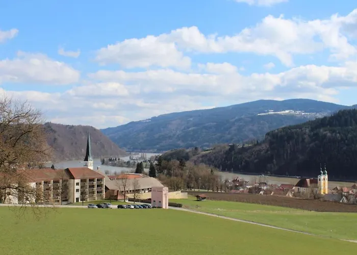 Gemuetliche Mit Blick Auf Donau By Interhome Appartement